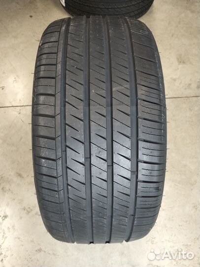 Landspider Citytraxx H/P 245/40 R20 и 275/35 R20 102W