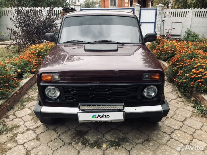 LADA 4x4 (Нива) 1.7 МТ, 2012, 180 000 км