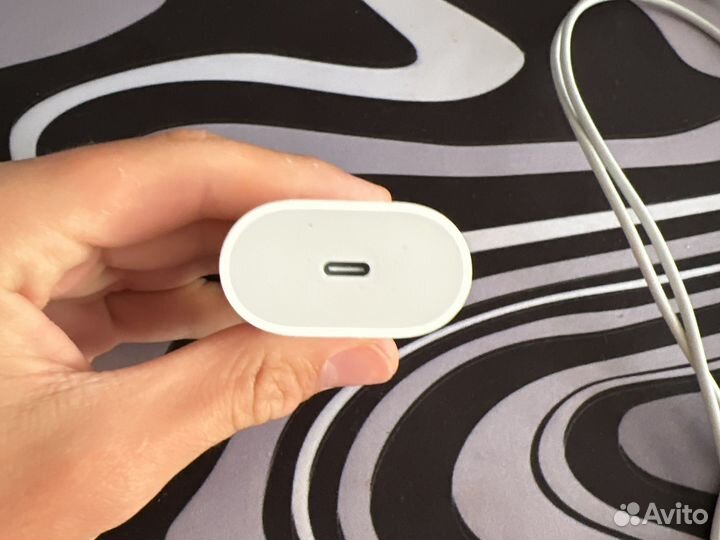 Быстрая зарядка для iPhone 20w