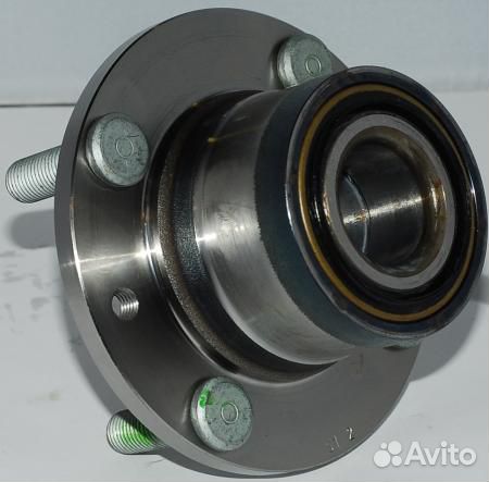 Ступица задняя Mazda 323 Familia MX3 dacf1041H