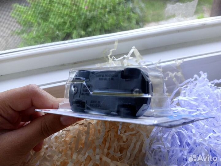 Машинка hot wheels BMW