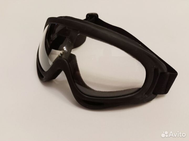 Защитные очки рабочие