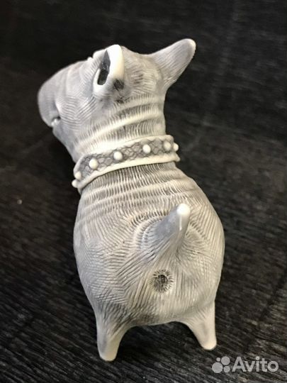 Бультерьер фигурка мраморная крошка шарж М.Бруй