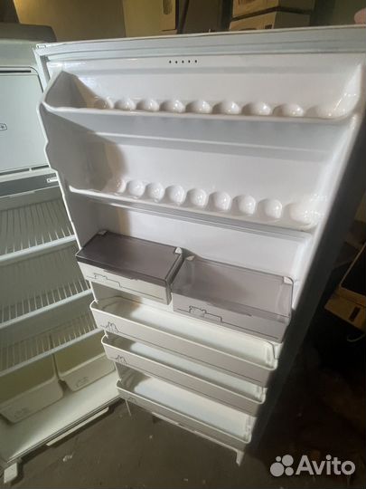 Холодильник в отличном состоянии