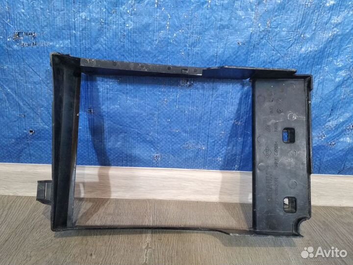 Кожух интеркулера Renault Duster 1 2011