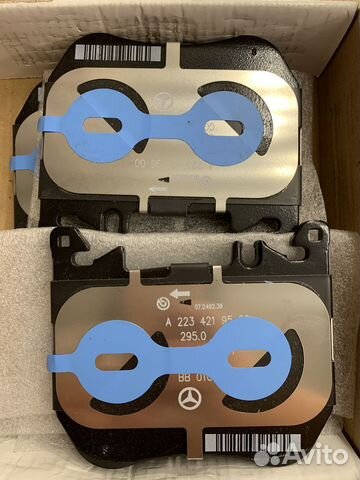 Новые оригинал тормозные колодки Mercedes W223