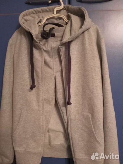 Костюм спортивный