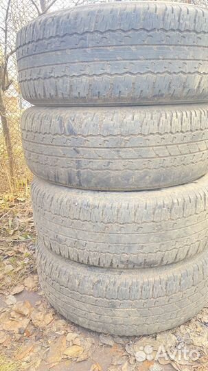 Bridgestone Dueler A/T 265/65 R17
