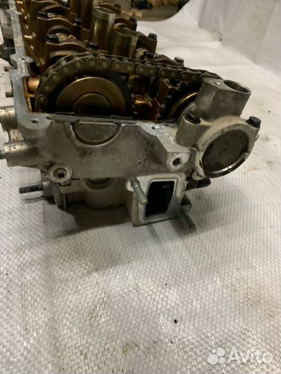 Головка блока цилиндров Kia Rio 2010