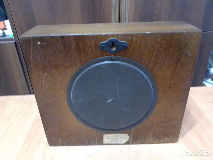 Часы настенные Весна