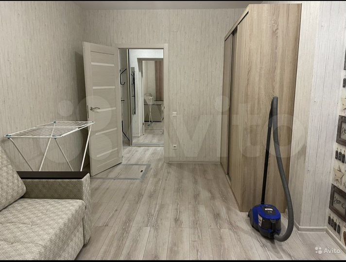 2-к. квартира, 43 м², 1/2 эт.