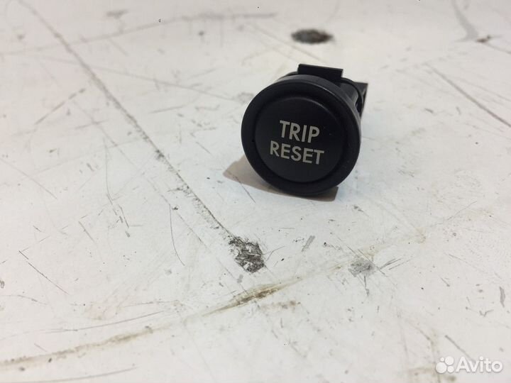 Кнопка trip reset (Subaru Outback)