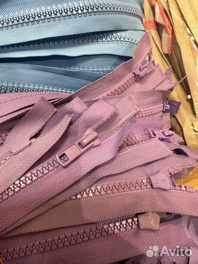 Швейная фурнитура (молнии)