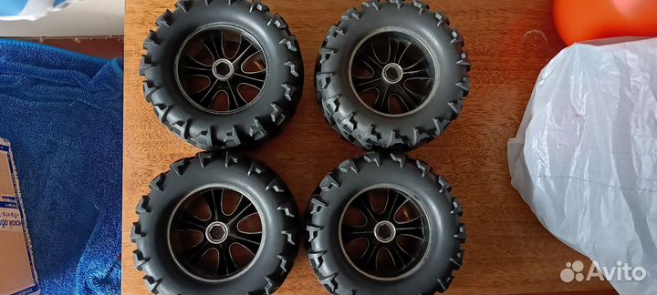 Колеса для радиоуправляемой модели