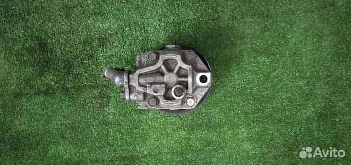 Насос Гура Subaru Forester 2002-2007