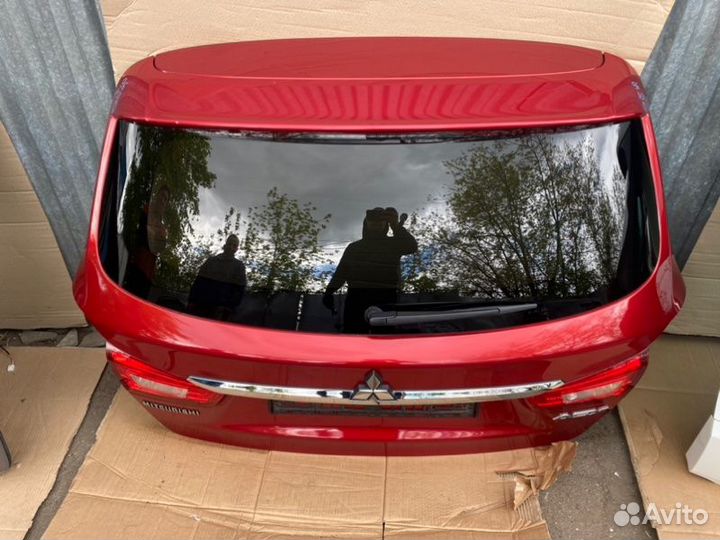 Задняя дверь багажника Mitsubishi ASX асх