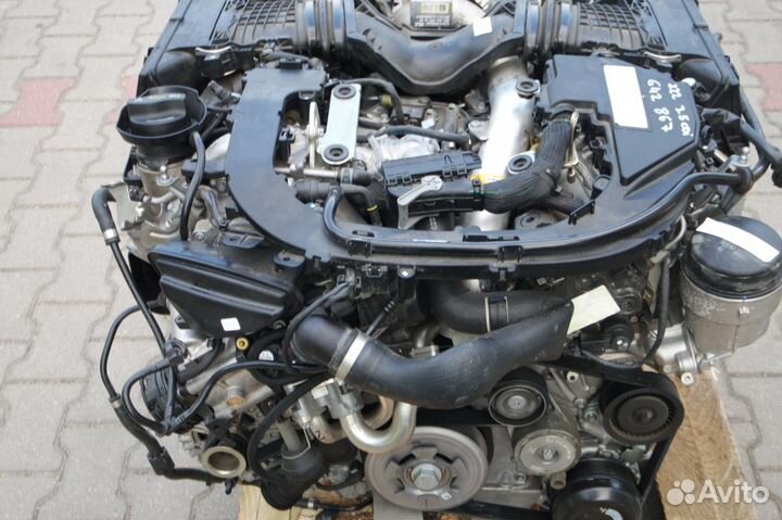 Блок двигателя мерседес 3. Номер двигателя 272 мотор мерседес. Мерседес 617 дизель. Мерседес 220 двигатель. Фланец патрубки мерседес 272 двигатель.