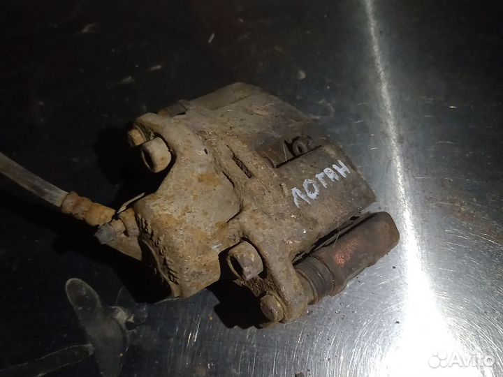 Суппорт передний renault logan 1