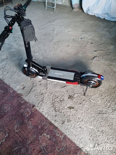 Самокат взрослый электрический бу