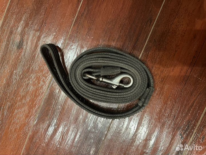 Продам строгий ошейник и 2 поводка
