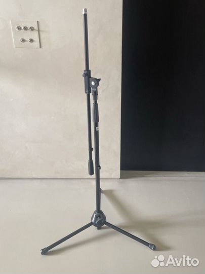 Микрофонная стойка Veston 