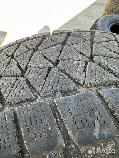 Bridgestone Blizzak DM-V2 255/55 R20 110T