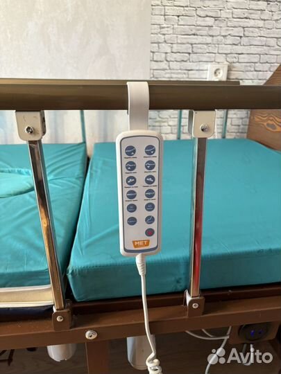 Кровать для лежачих больных с туалетом