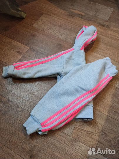 Спортивный костюм adidas для девочек размер 104