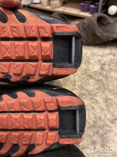 Лыжные ботинки коньковые rossignol