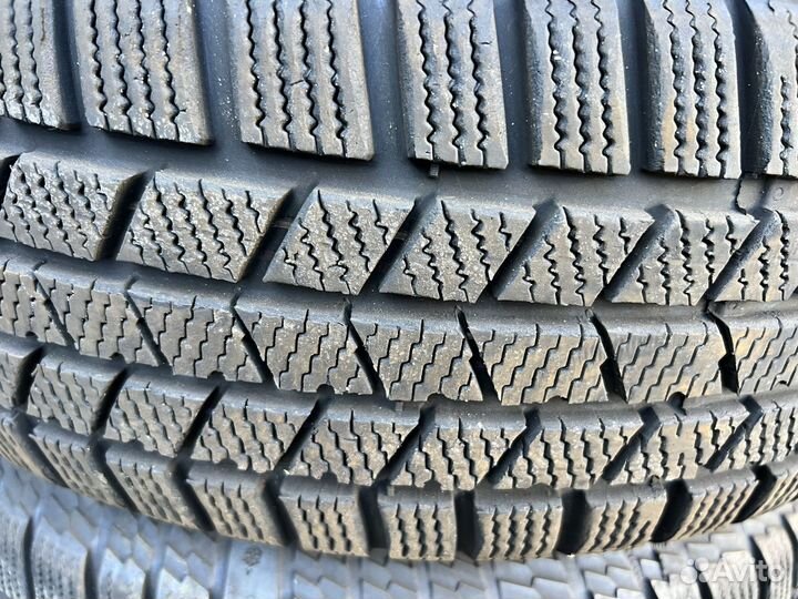 Continental ContiCrossContact Winter 215/65 R16