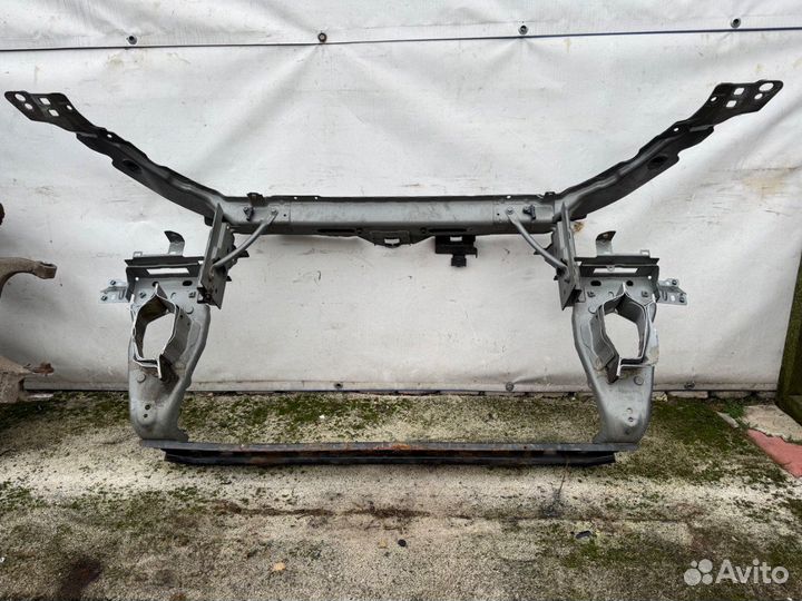 Панель передняя (телевизор), Land Rover Discovery sport 2015