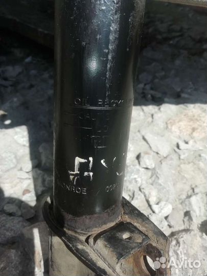 Стойки задние renault duster, каптюр