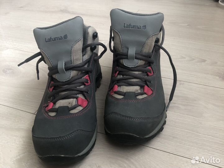 Трекинговые ботинки lafuma