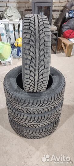 GT Radial Champiro IcePro 215/65 R16