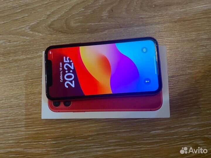 iPhone 11, 64 ГБ