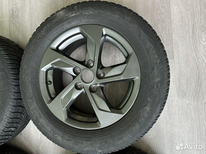 Колеса 215 65 16 оригинальные от KIA k5
