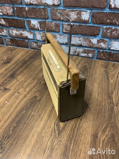 Радиоприемник philips