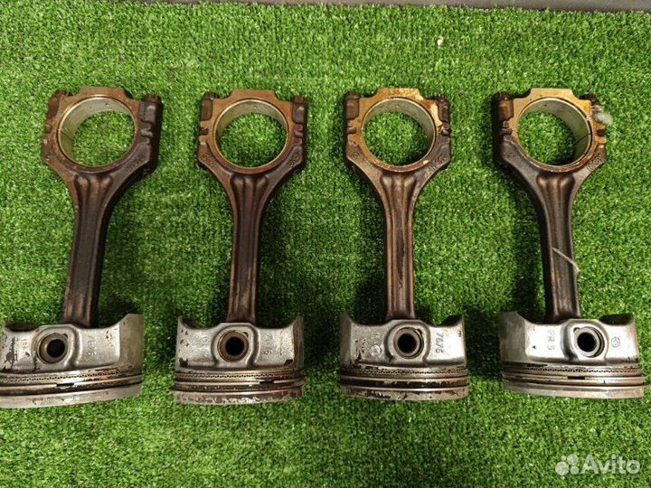 Поршень Шатун Vag 1.6 cfna