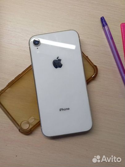 iPhone Xr, 64 ГБ