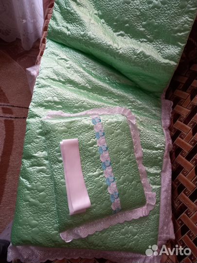 Продам одеяло на выписку