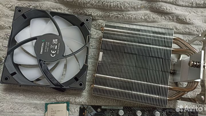 Asrock h610m hdv m.2 r2.0+i3 12100+16ram+кулер