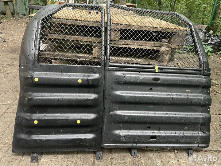 Перегородка металлическая на Пежо Партнер В9