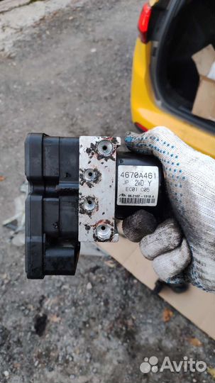 Блок абс Лансер 10