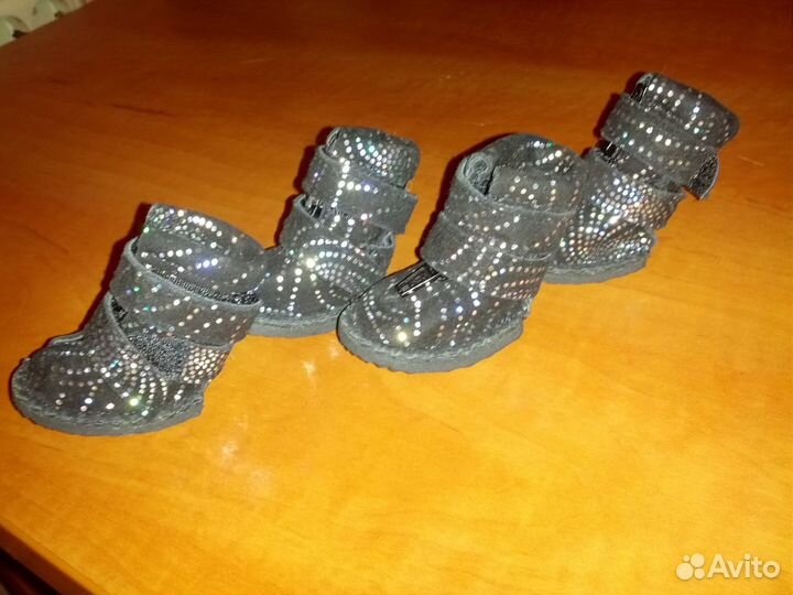 Обувь для собаки новая