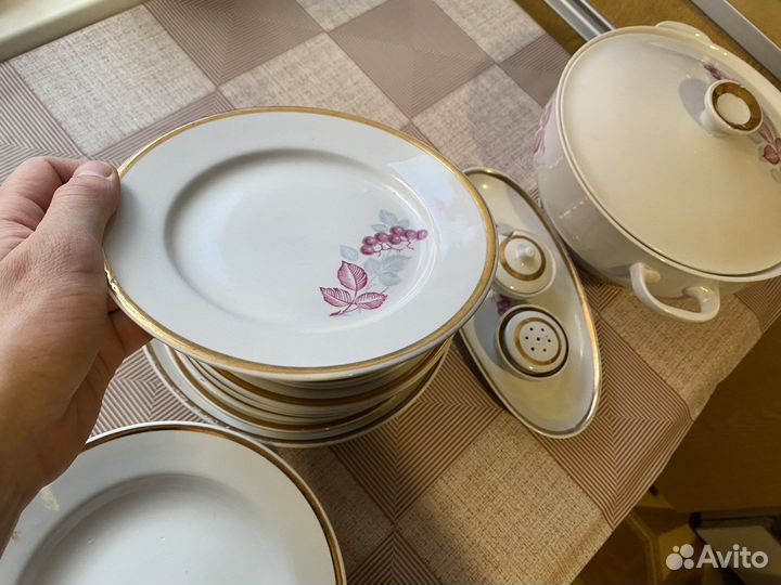 Сервиз столовый