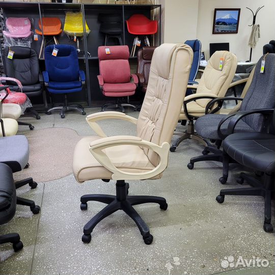 Компьютерное кресло офисное Товар недели