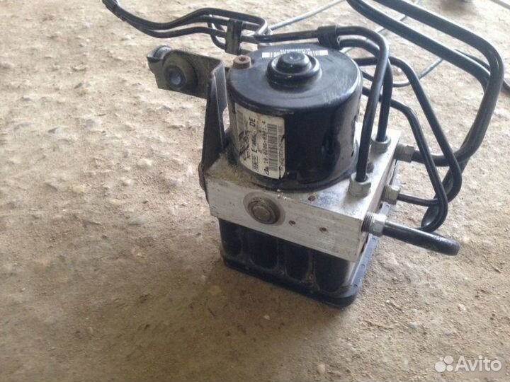 Блок ABS Ford Focus 2