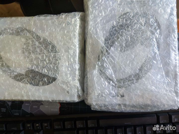 Беспроводные наушники Nokia WHP-101 новые