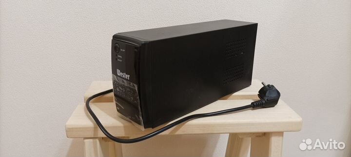 Бесперебойник / ибп wester UPS650