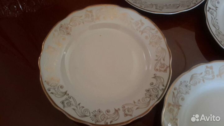 Наборы разных тарелок (все целое)